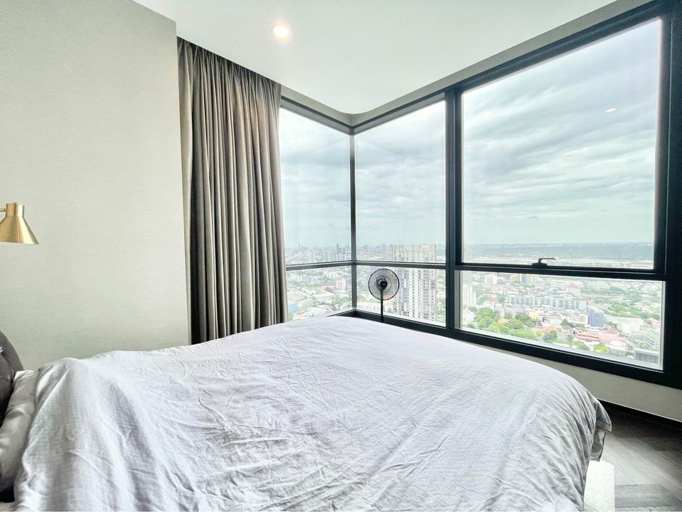👑  The ESSE Sukhumvit 36  👑 For Rent !!  2bed2bath High floor , Fully furnished, Ready to move