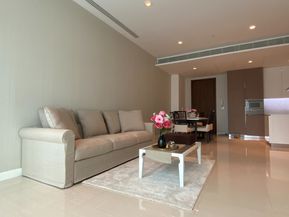 👑   185 Rajadamri  👑 For rent !! Super Luxury 2Bed2Bath , Fully Furnished , Ready to move