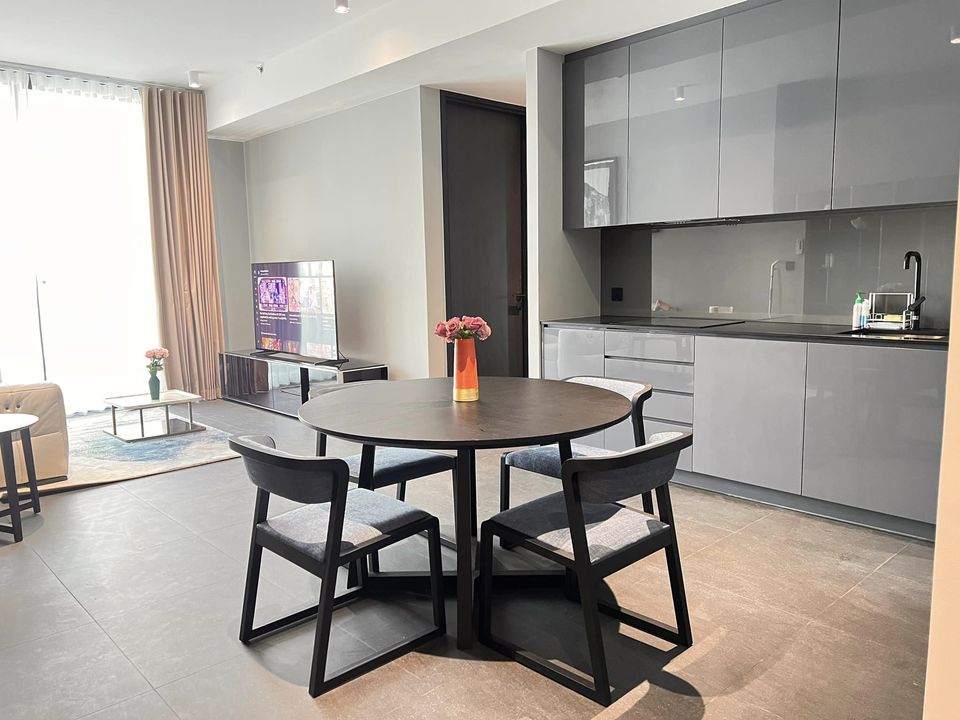 👑 Tait Sathorn 12 👑 For Rent 2bed2bath , Luxury Room , Fully furnished Big balcony and bathroom